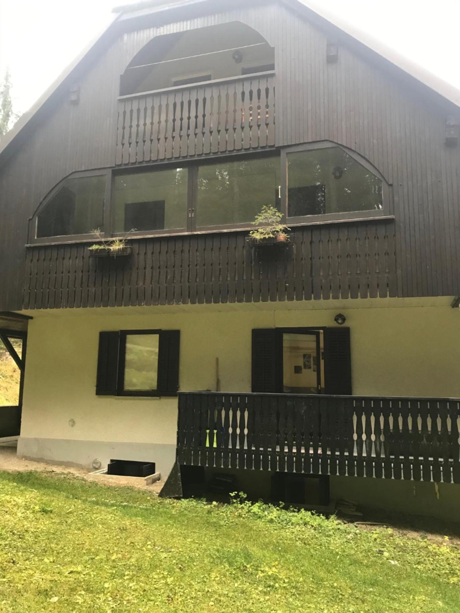 Apartma Anja Zgornje Gorje Exterior foto