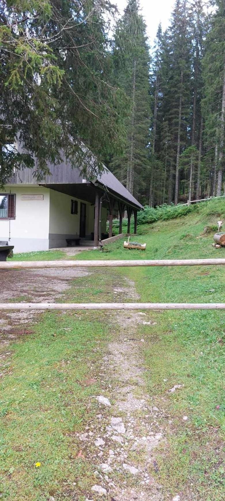 Apartma Anja Zgornje Gorje Exterior foto